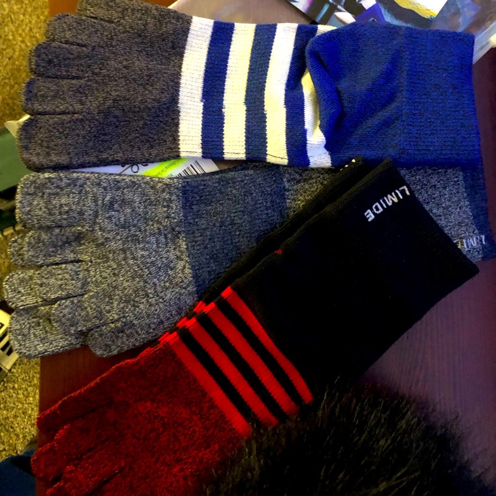 (3) socks